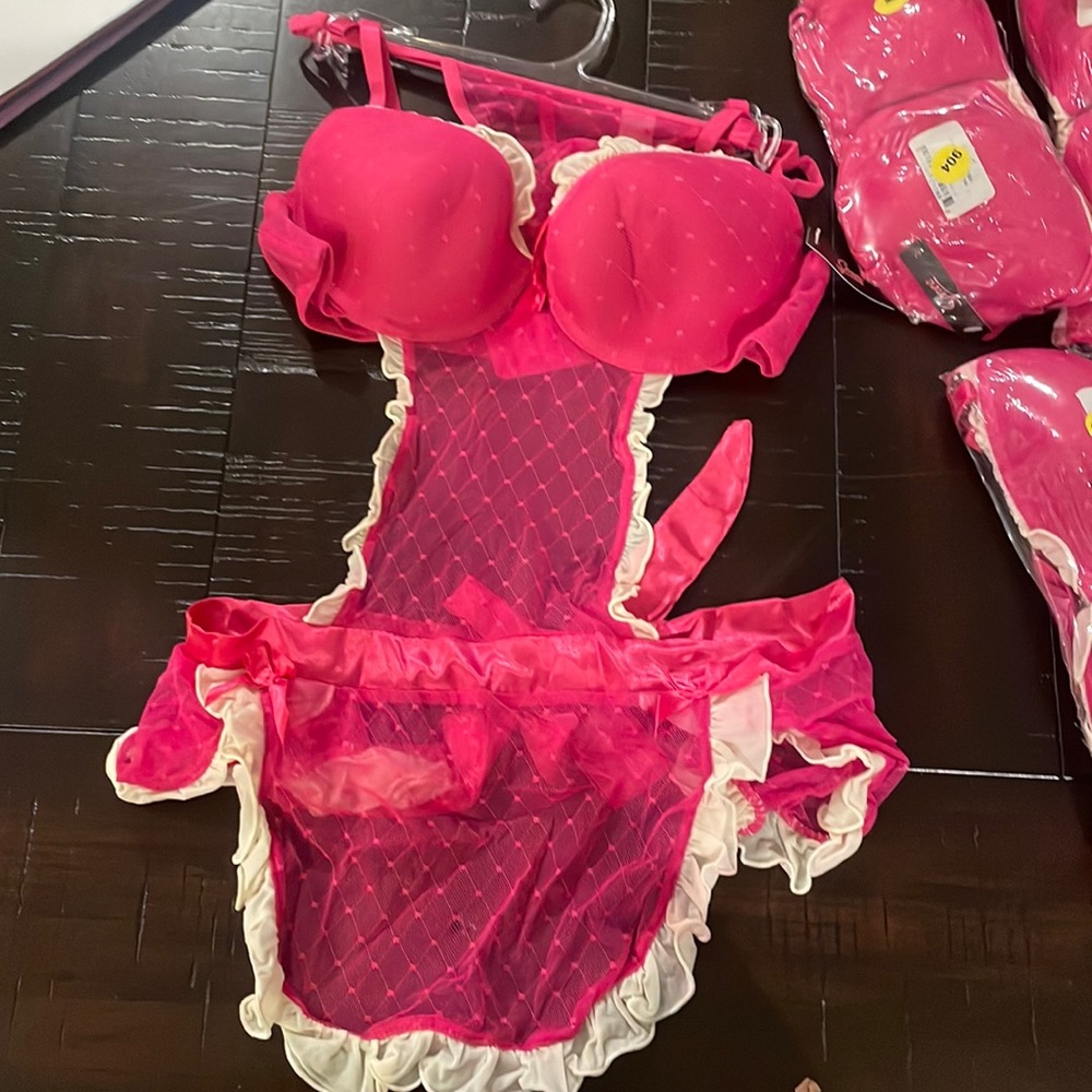 Sexy apron pink medium nwt